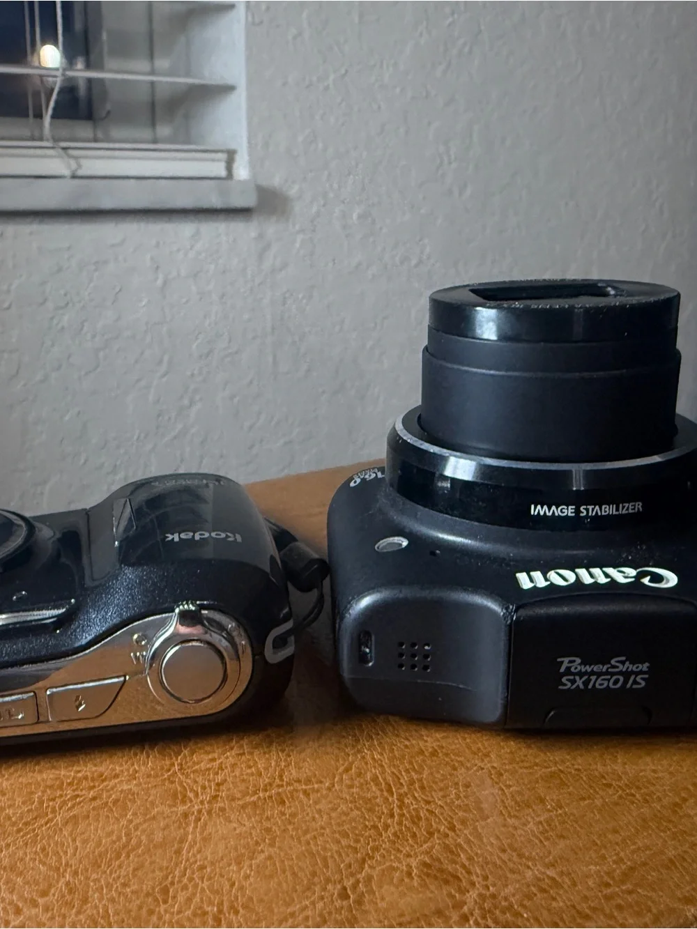 Canon Black SX160 IS 16x Optical Zoom Compact Camera